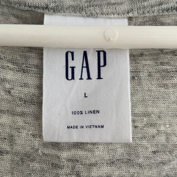 Grey Tie Front GAP Tank Top - Picture 2 of 2